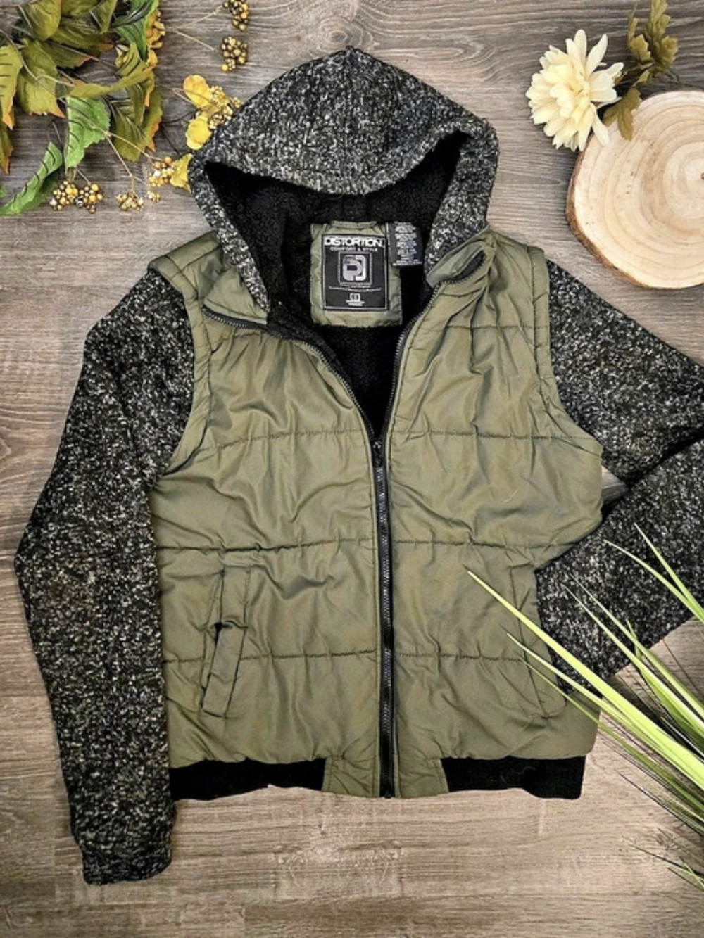 Men's Distortion Olive Quilted Vest Jacket